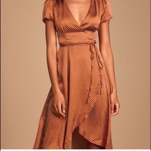 Lulu’s polka dot midi Wrap dress; size small. NWT